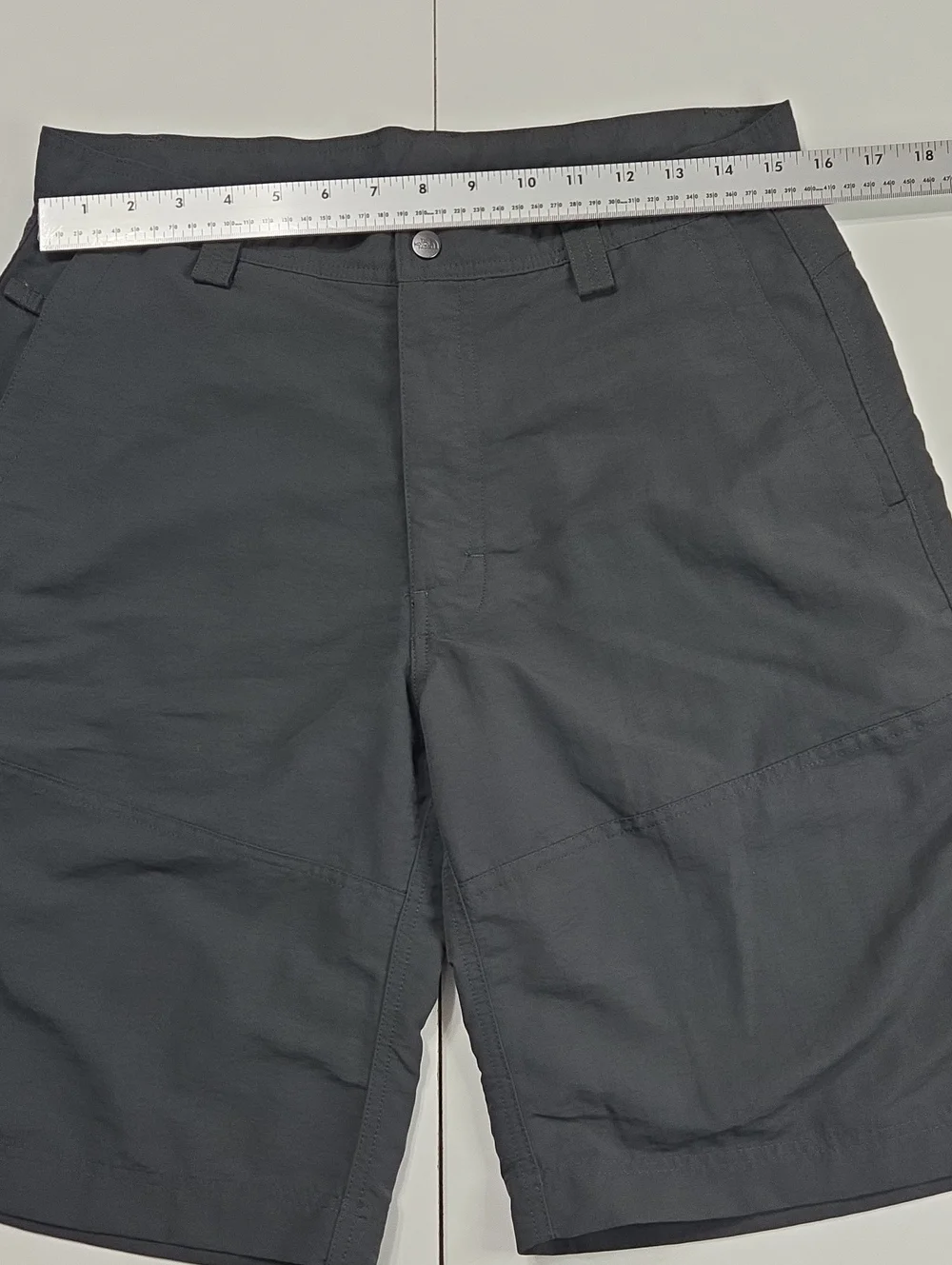 The North Face Charcoal Gray Men's Flat-Front Outdoor Shorts